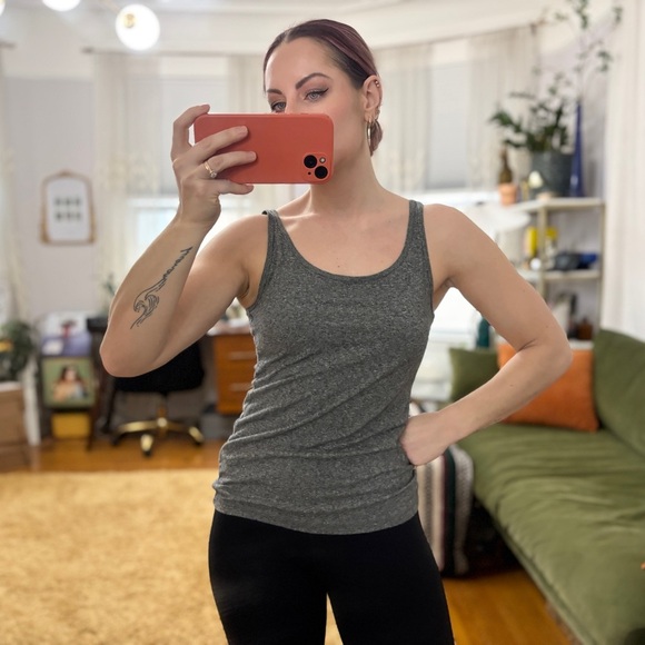 H&M Essential Grey Speckled Sleeveless Gray Tank Top - Sz Small - Picture 2 of 12